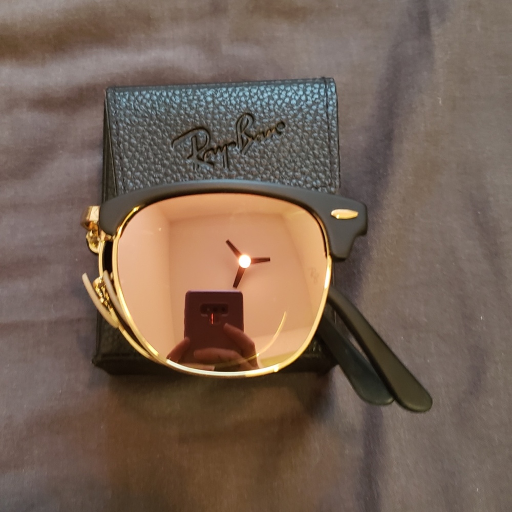 Ray Bans - Picture 2 of 6